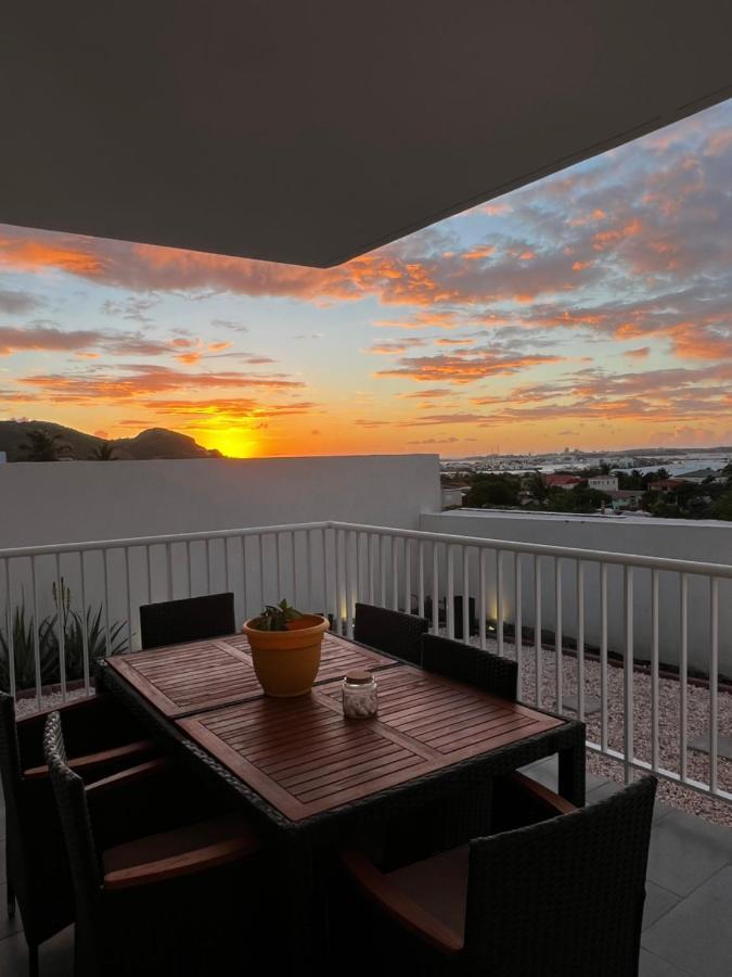 Menpour Apartments Complex Koolbaai Eksteriør billede